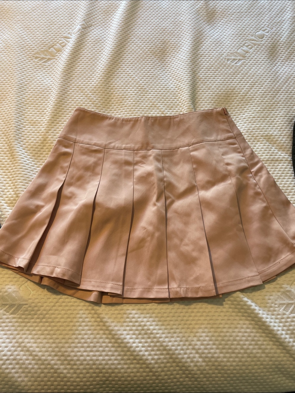 Only Pleated Mini Skirt in Dusty Pink